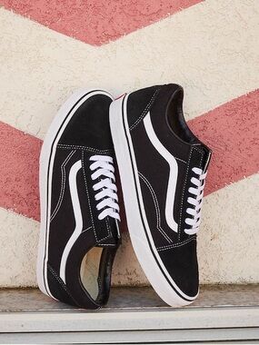 Vans Old Skool Skate Shoe - Black